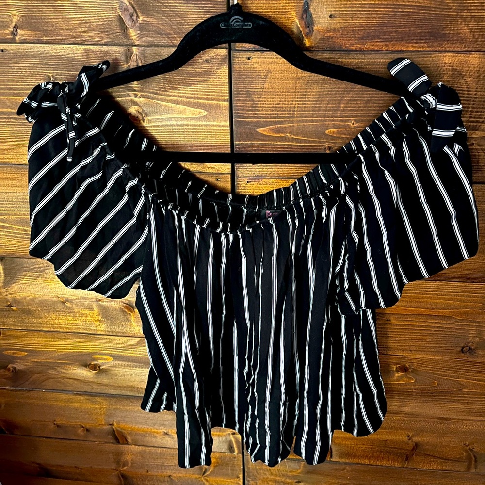 Black & white striped off the shoulder top